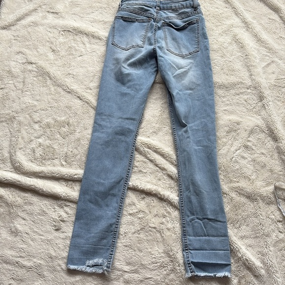 Joy Denim Cali Ultra High Rise Light Blue Skinny Distress Jeans Size 03 - Picture 8 of 9